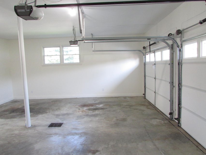 Photo #5: 1103 Broad Street
