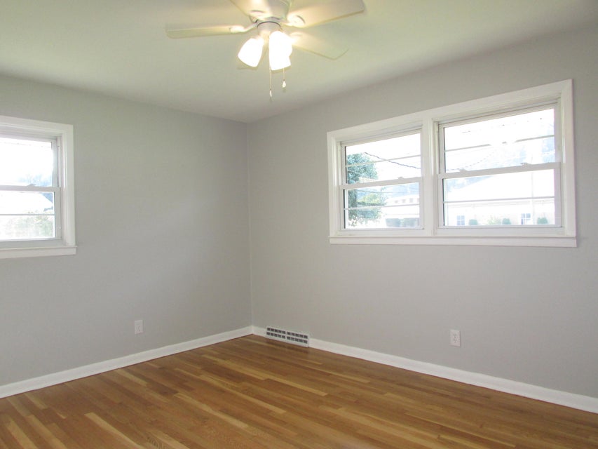 Photo #28: 1103 Broad Street