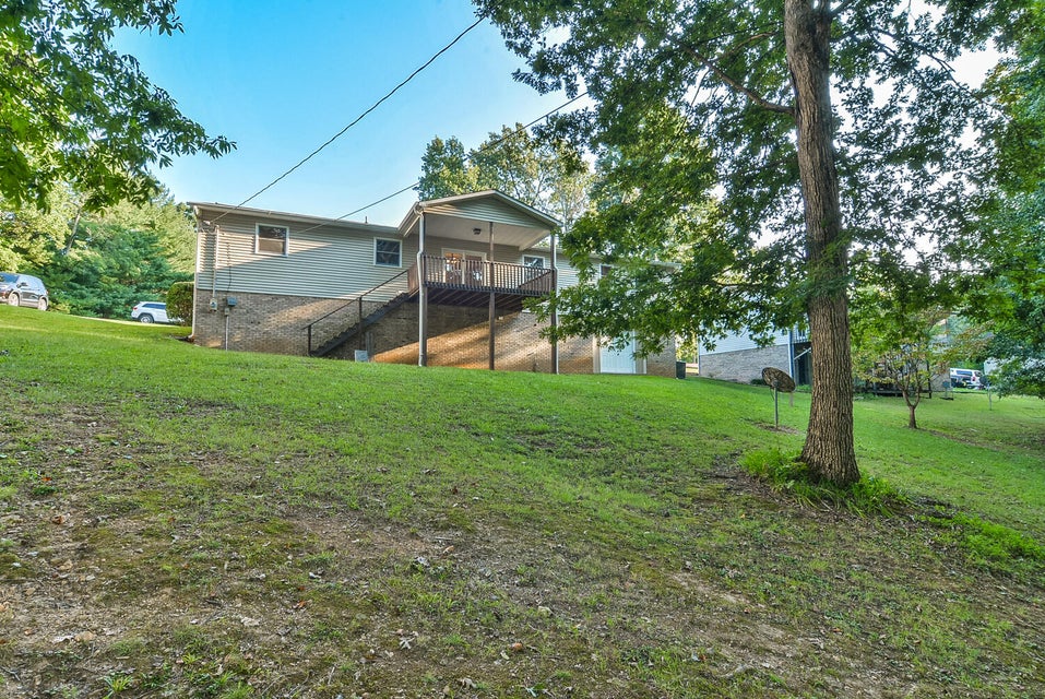 Photo #6: 818 Seven Oaks Drive