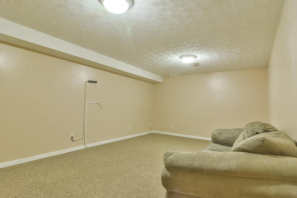 Photo #29: 818 Seven Oaks Drive
