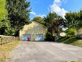 Photo #11: 1201 Fredricksburg Drive