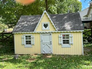 Photo #5: 1201 Fredricksburg Drive