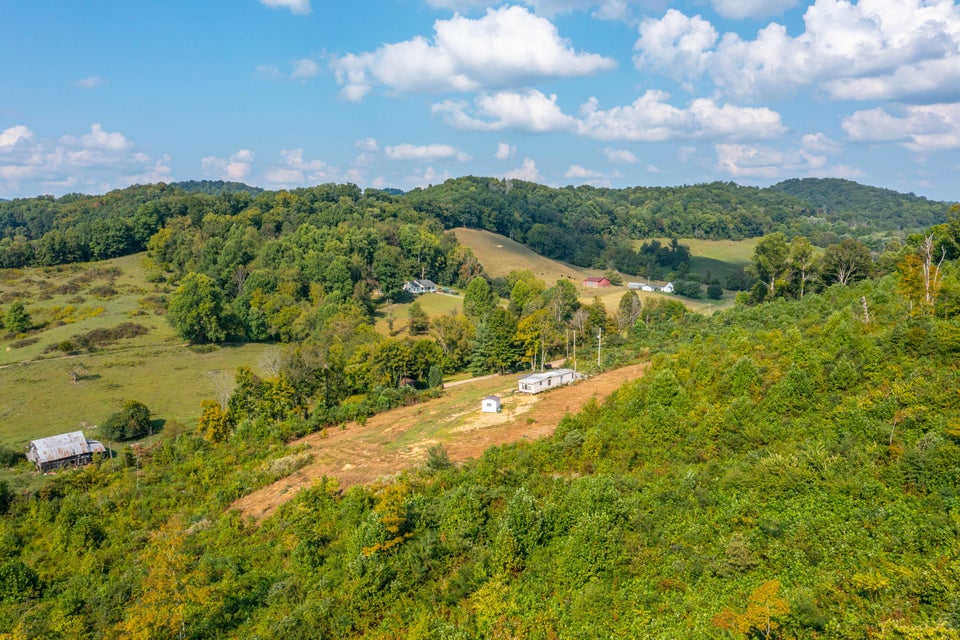 Photo #31: 741 Central Heights Road