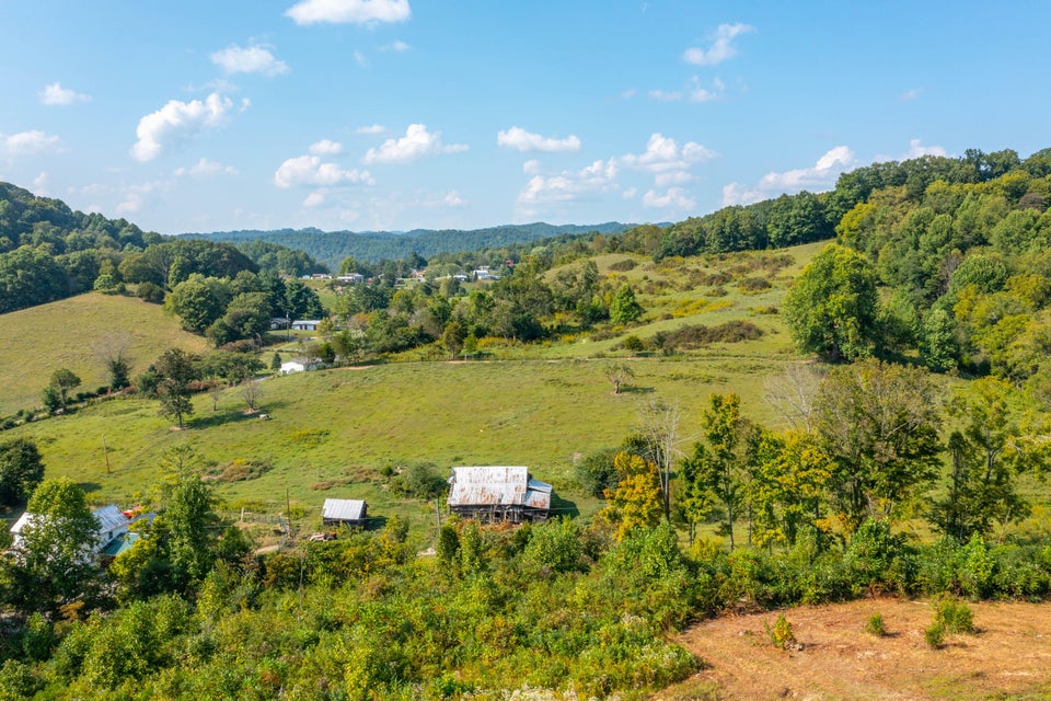 Photo #34: 741 Central Heights Road
