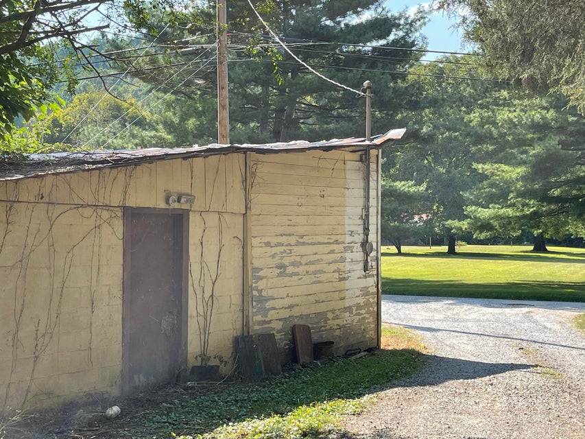 Photo #12: 108 Birchfield Lane