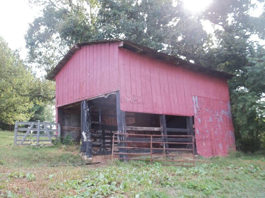 Photo #7: 208 Hickory Hills Road