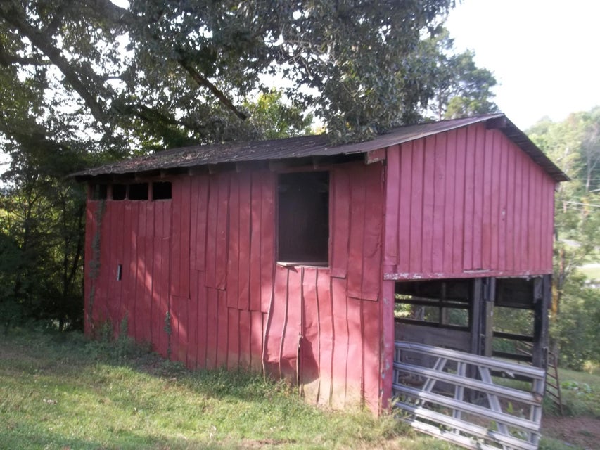 Photo #9: 208 Hickory Hills Road