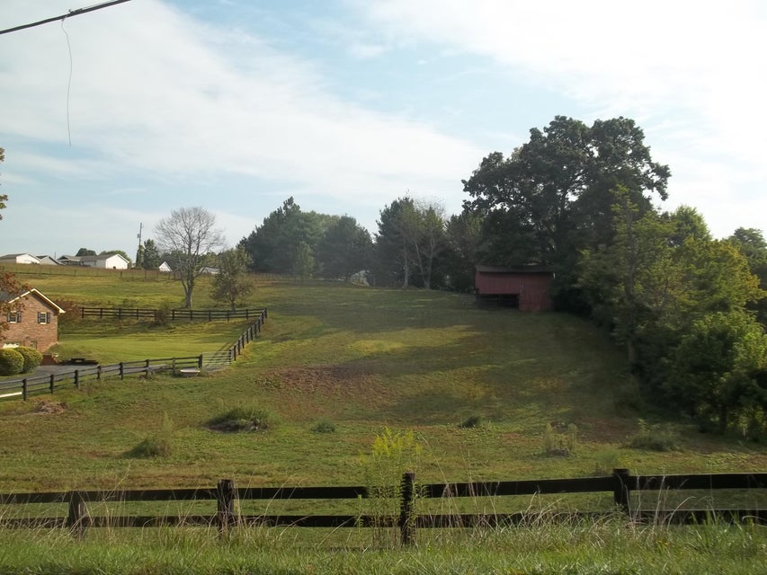 Photo #10: 208 Hickory Hills Road