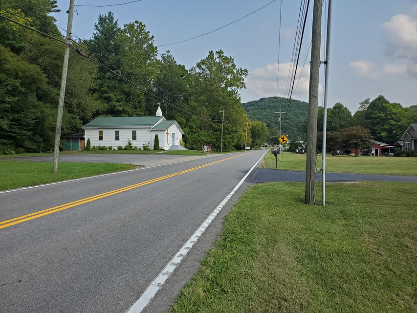 Photo #50: 410 Highway 107