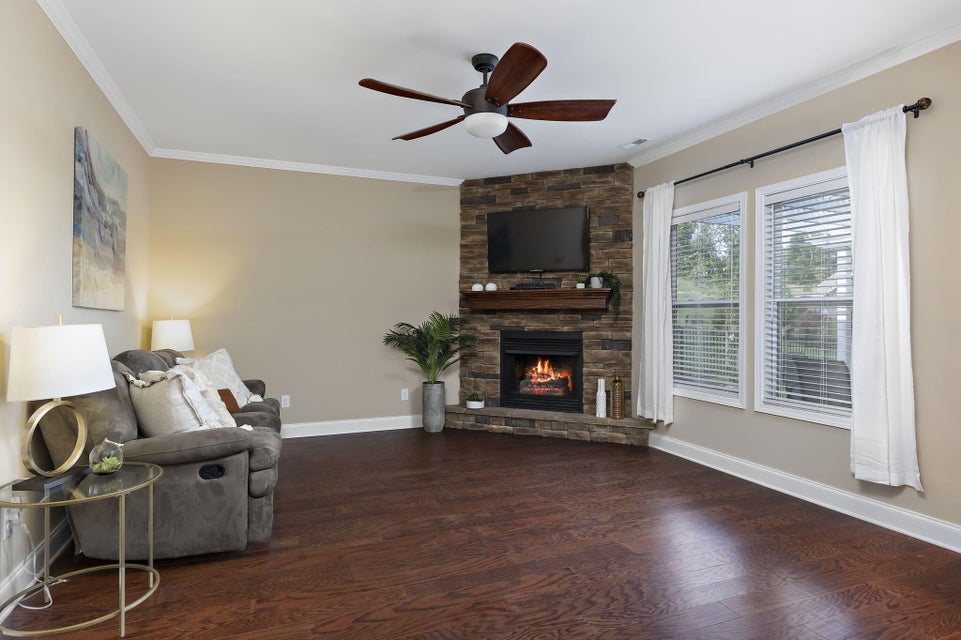 Photo #12: 2808 Wallace Court
