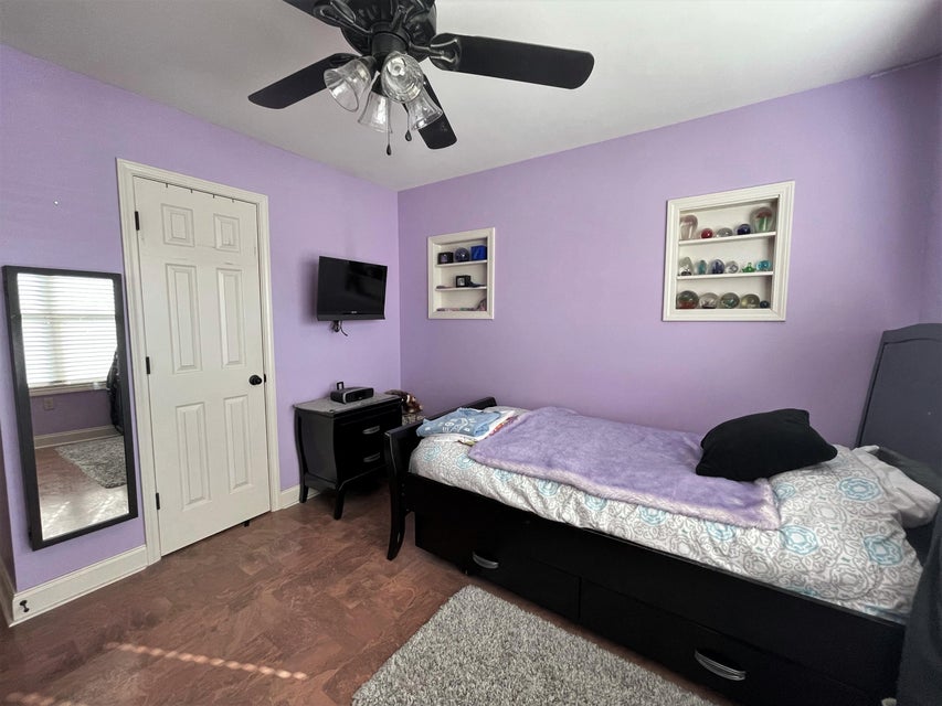 Photo #16: 306 Oak Hammock Lane