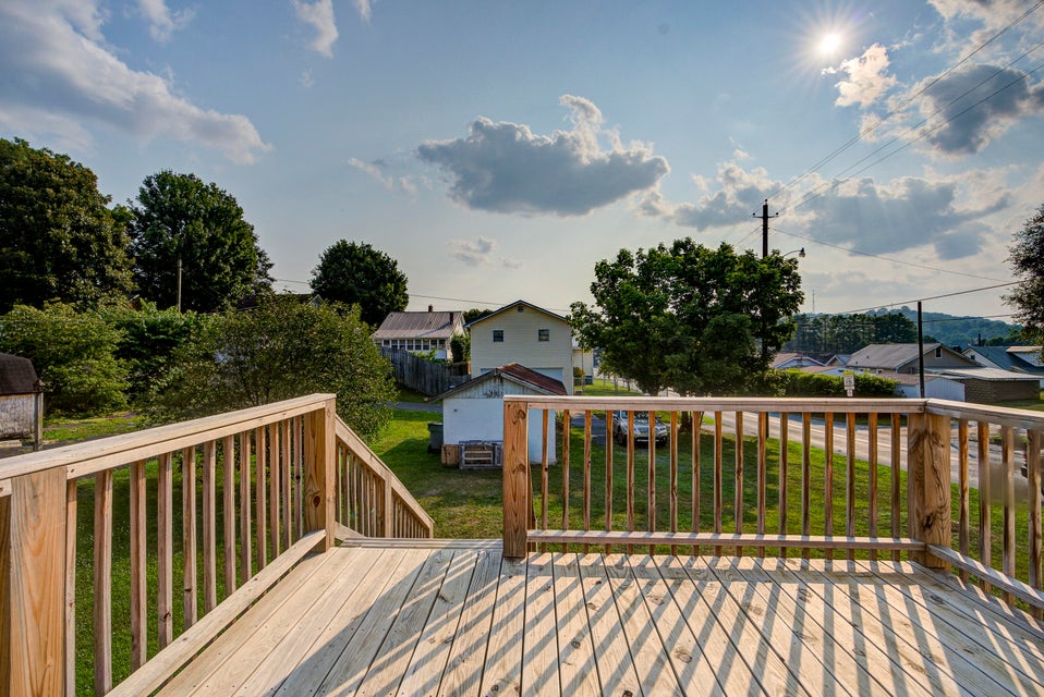 Photo #27: 800 5th Street