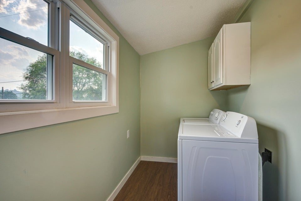 Photo #26: 800 5th Street
