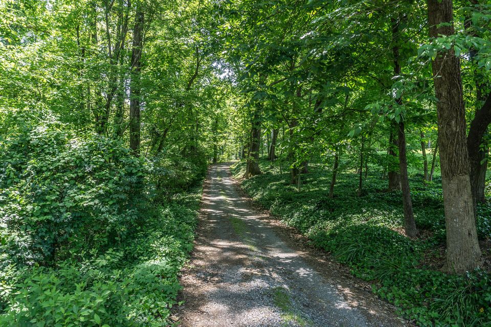 Photo #2: 220 Hickory Trail