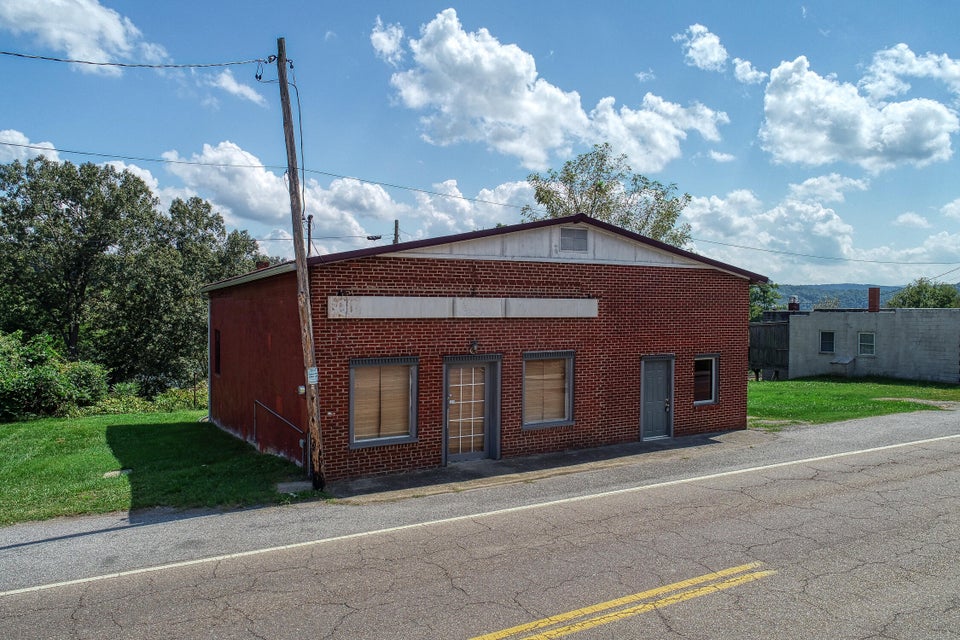 Photo #1: 1702 Main Street