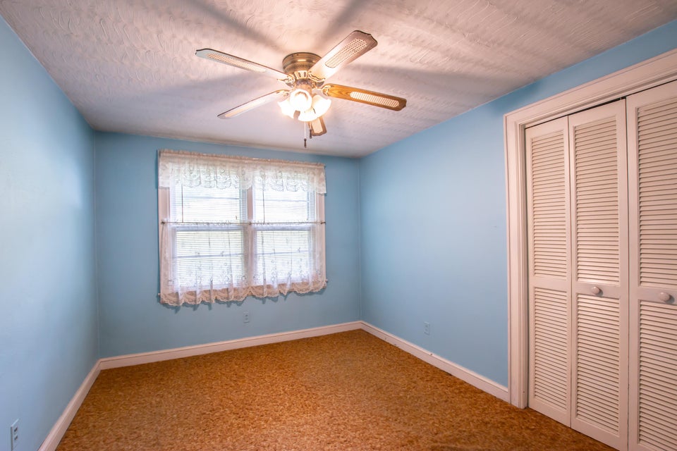 Photo #21: 1551 Valley Drive