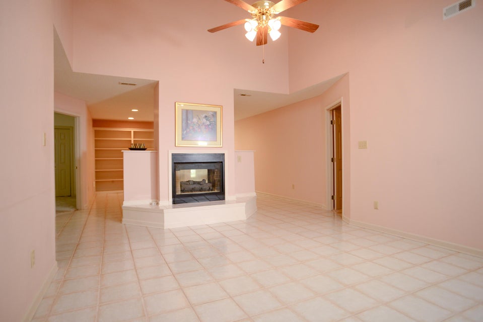 Photo #37: 512 Willowbrook Trace