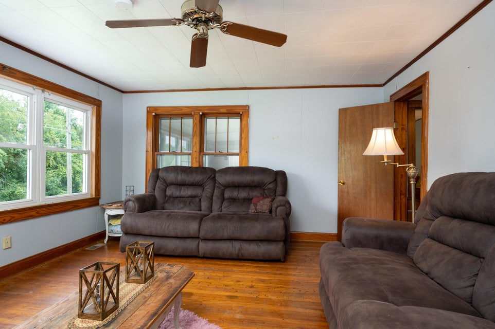 Photo #19: 133 Lakeview Drive