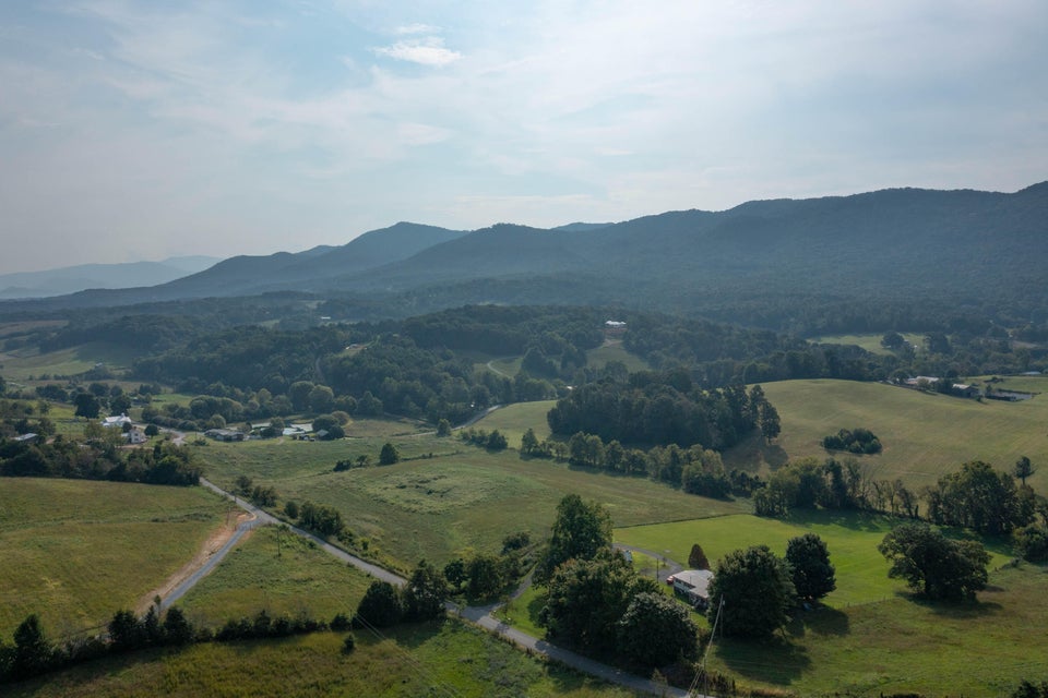 Photo #30: 2700 Little Meadow Creek Road