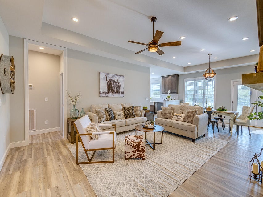 Photo #12: 3037 Bridgewater Boulevard