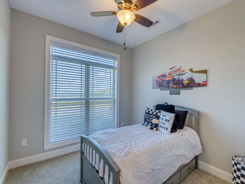 Photo #38: 3037 Bridgewater Boulevard