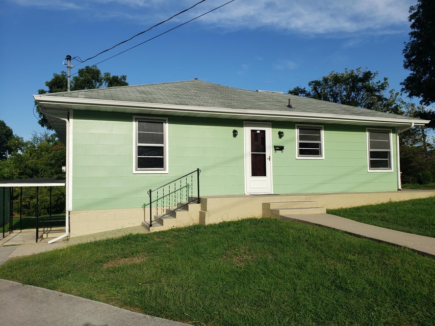 Photo #2: 1020 Oak Glen Drive