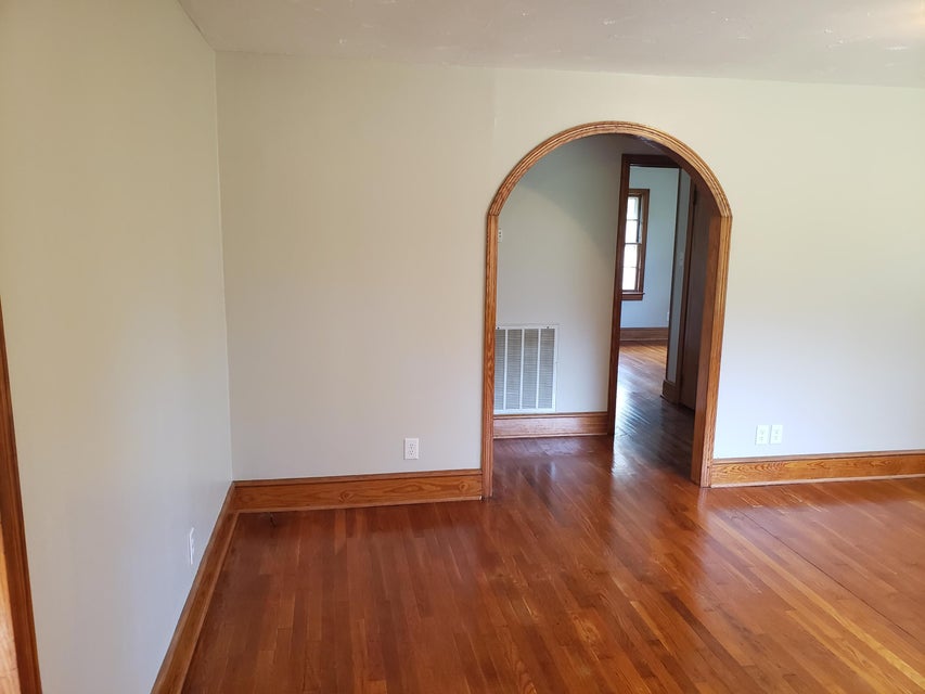 Photo #11: 1020 Oak Glen Drive
