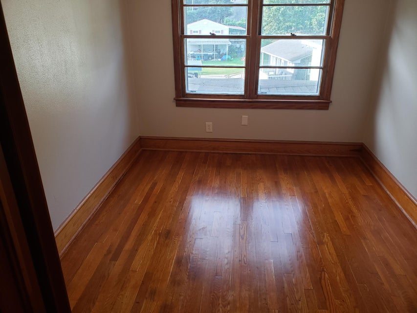 Photo #15: 1020 Oak Glen Drive