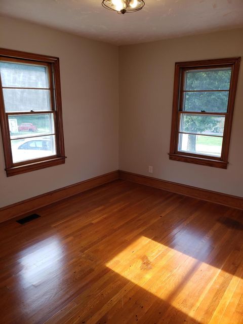 Photo #18: 1020 Oak Glen Drive