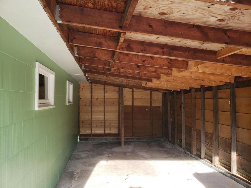 Photo #31: 1020 Oak Glen Drive