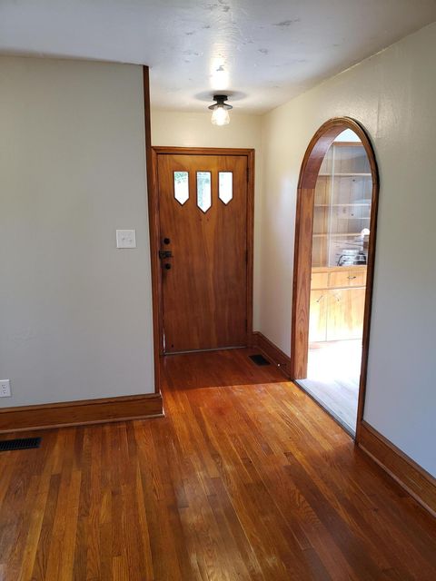 Photo #12: 1020 Oak Glen Drive