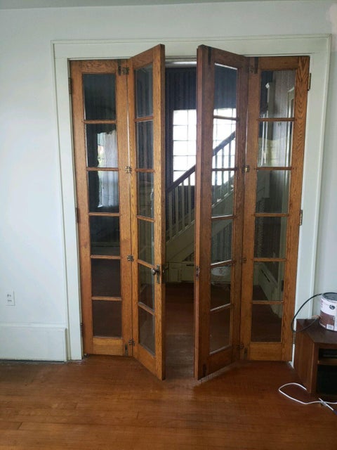 Photo #15: 563 Oak Avenue