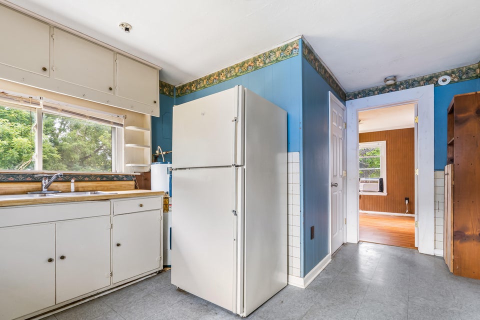 Photo #17: 129 Jefferson Street Street