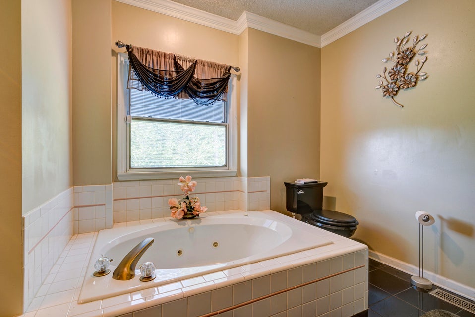 Photo #27: 1816 Idle Hour Road