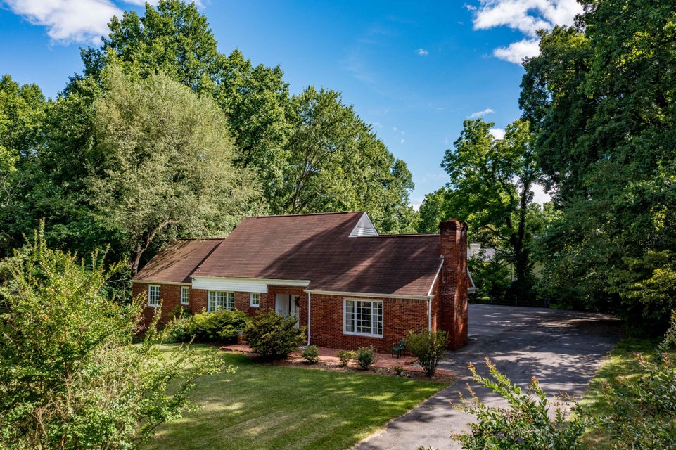 Photo #2: 321 Baron Drive