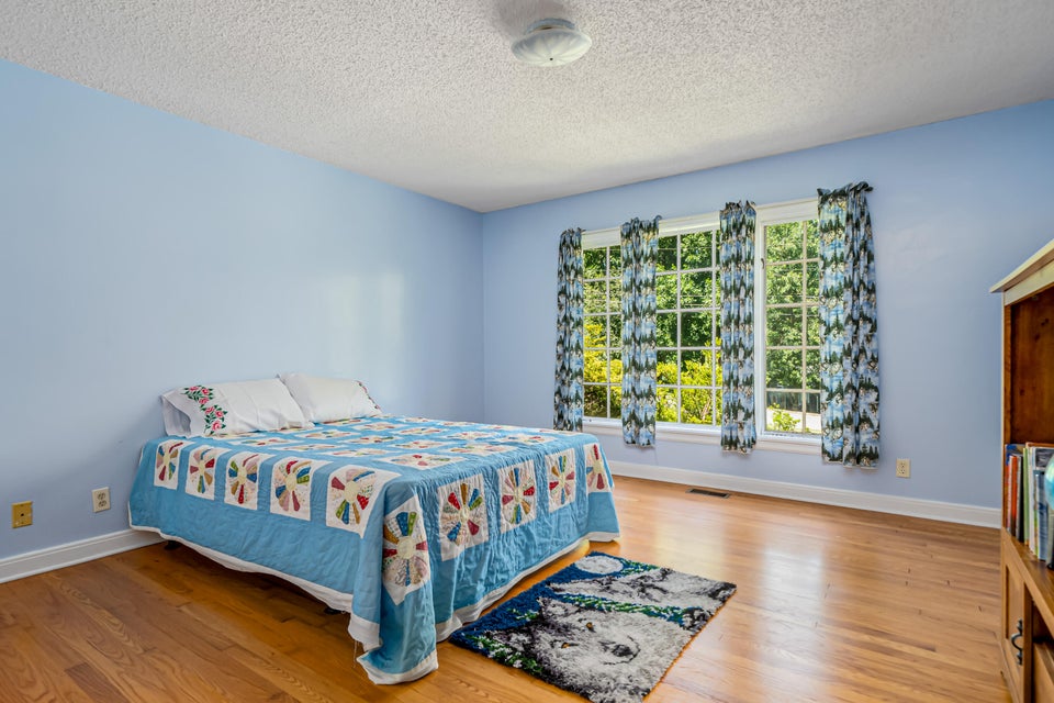 Photo #23: 321 Baron Drive