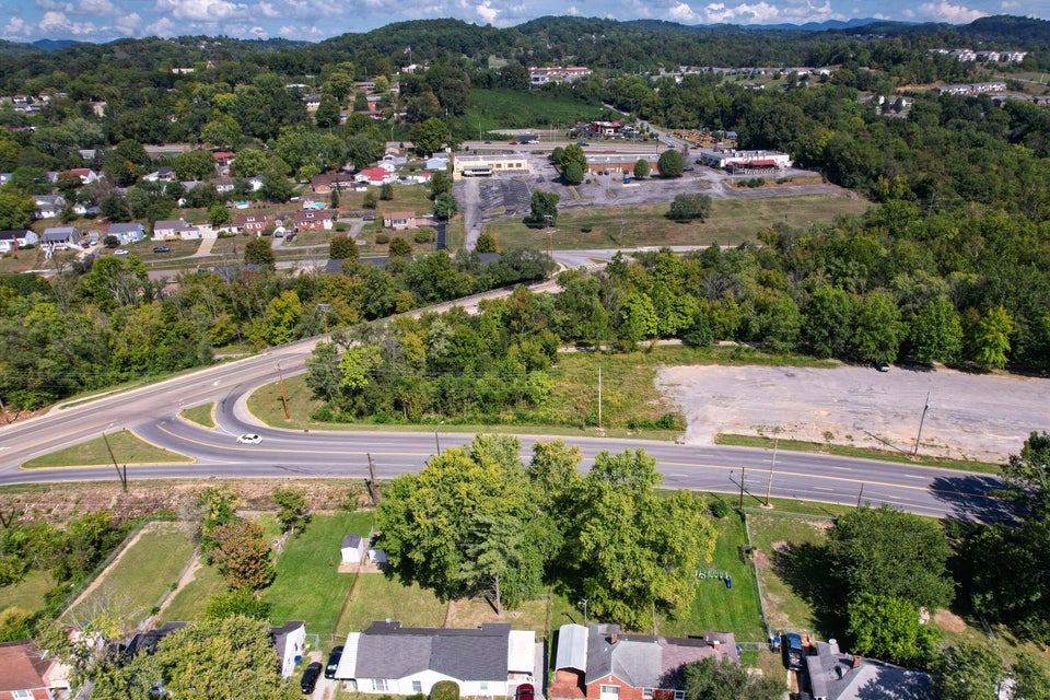 Photo #13: 317 Cherokee Village Drive