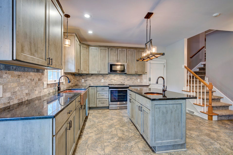 Photo #12: 420 Fairway Estates Drive