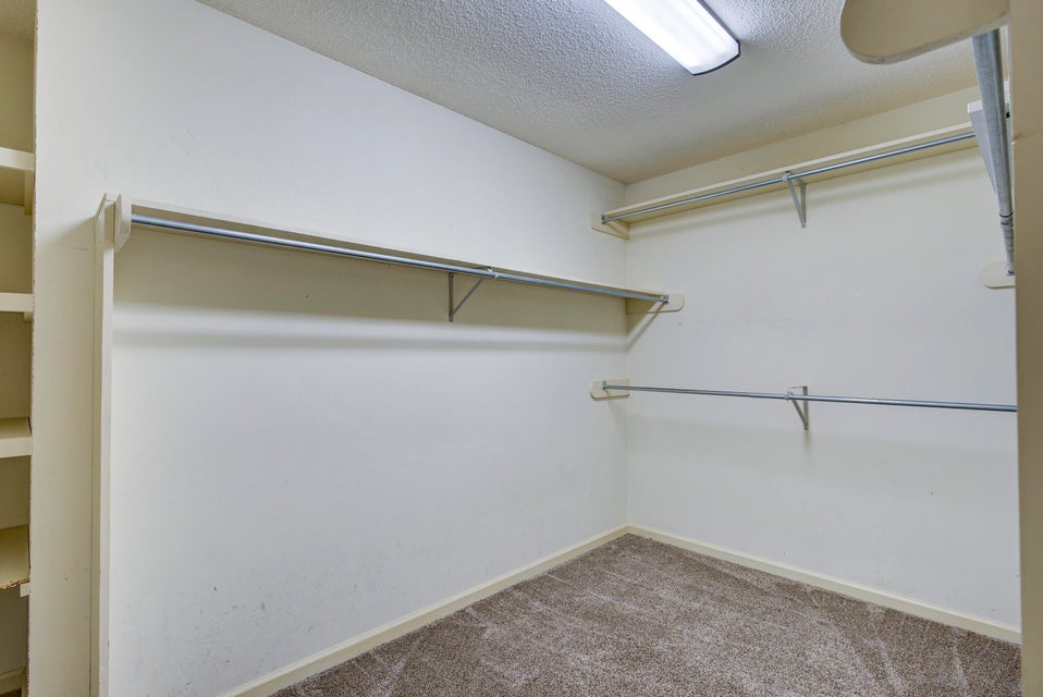 Photo #23: 420 Fairway Estates Drive