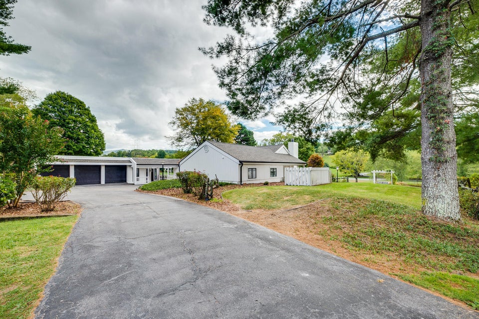 Photo #5: 710 Powder Branch Road