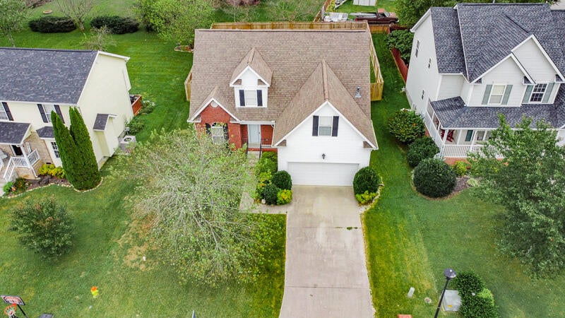 Photo #6: 4627 Aylesbury Drive