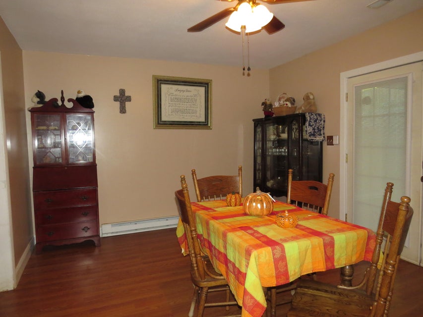 Photo #19: 116 Caroline Street