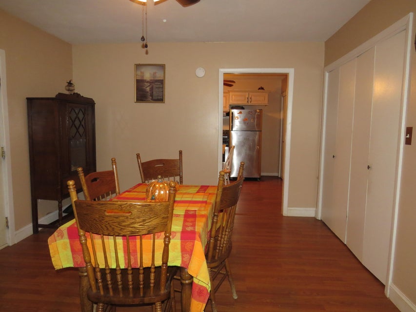 Photo #20: 116 Caroline Street