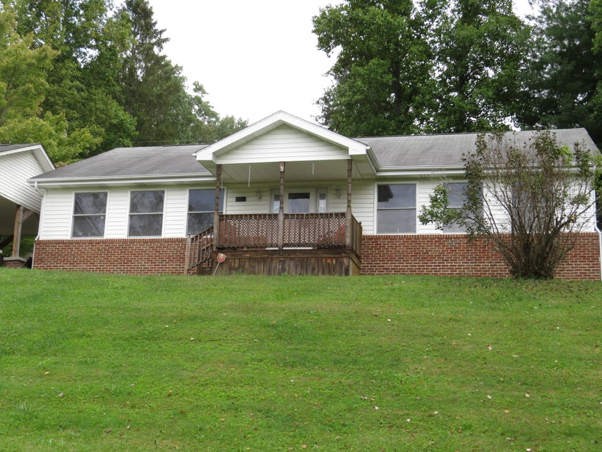 Photo #1: 116 Caroline Street