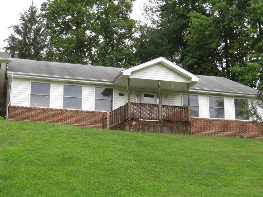 Photo #5: 116 Caroline Street