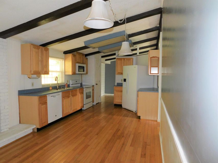 Photo #11: 3500 Glen Echo Drive