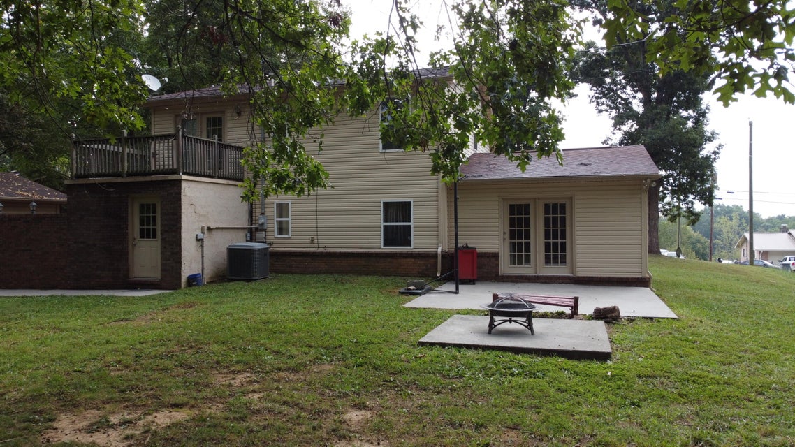 Photo #5: 895 Ronald Drive