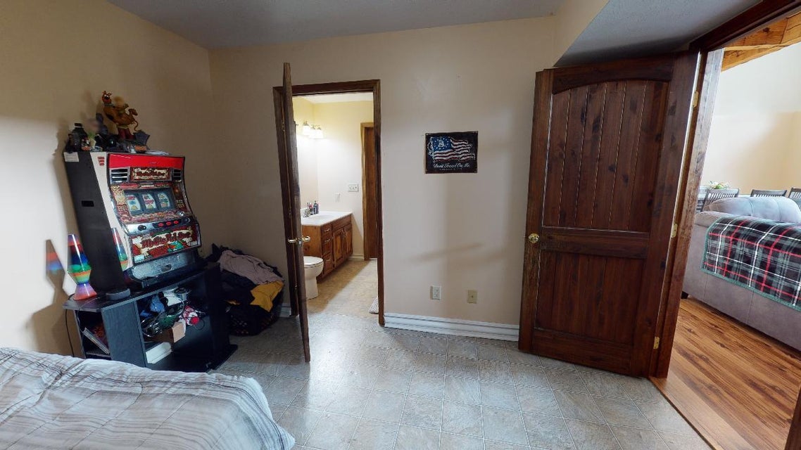 Photo #39: 895 Ronald Drive
