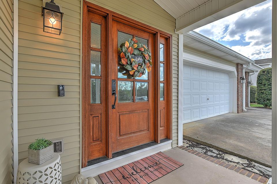 Photo #2: 372 Parker Lane