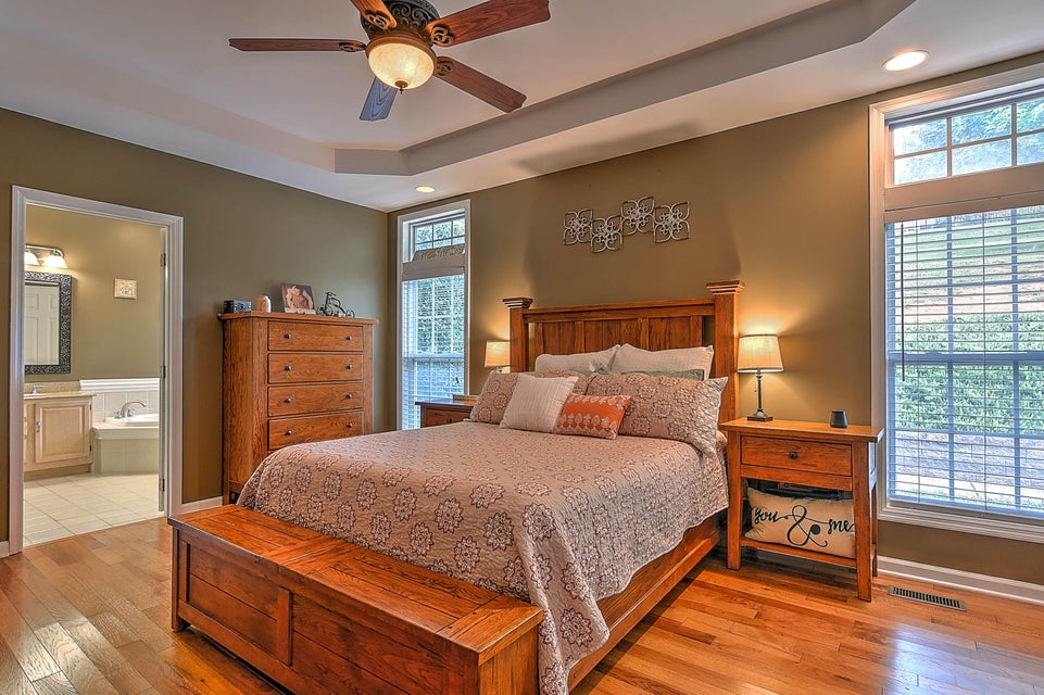 Photo #18: 372 Parker Lane